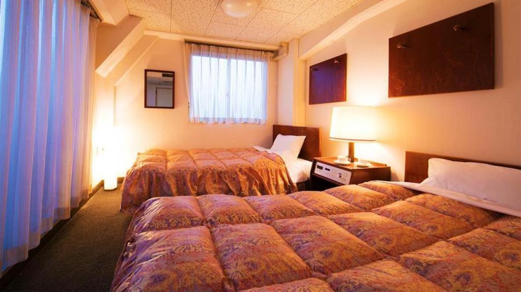 Hotel Town Honmachi Kōchi Exteriör bild