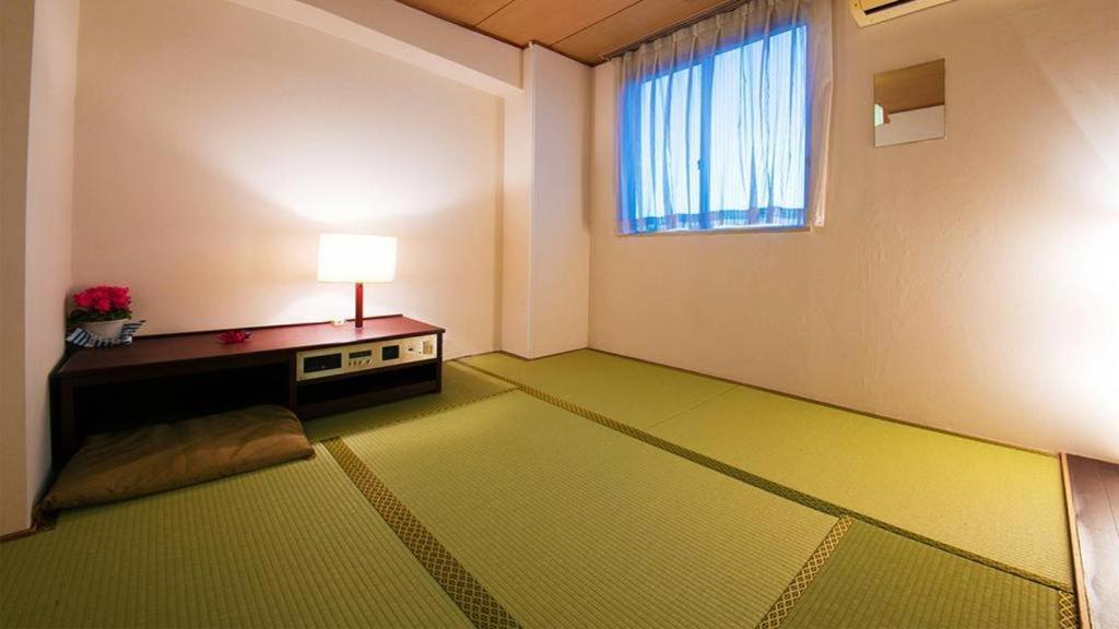 Hotel Town Honmachi Kōchi Exteriör bild