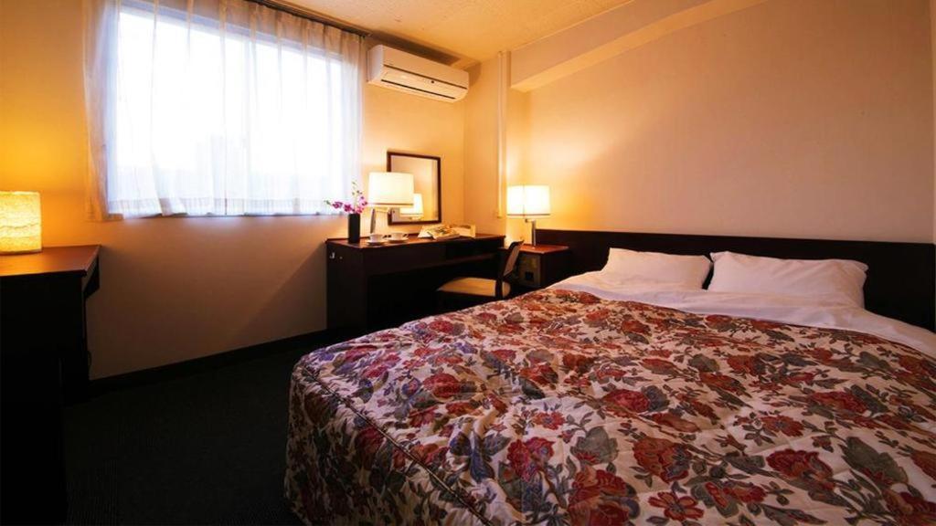 Hotel Town Honmachi Kōchi Exteriör bild